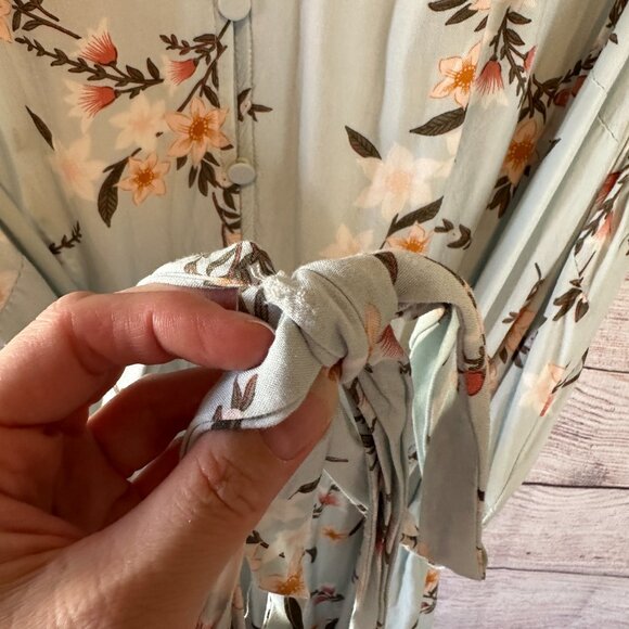 AVA & VIV floral sleeveless dress in light blue, women's plus size 3XL - Picture 3 of 13